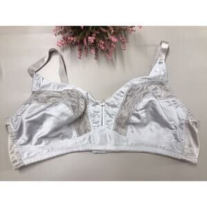 Pre-Owned Vintage Instant Shaping Retro 46C Satin Sheer Lace Bra Light Purple